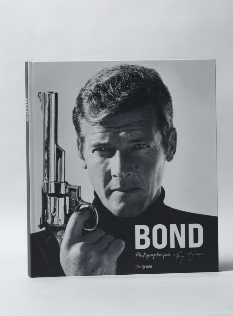 Bond photographié par Terry O'Neill. Editions de l'Imprévu. Photo: Philippe Lim