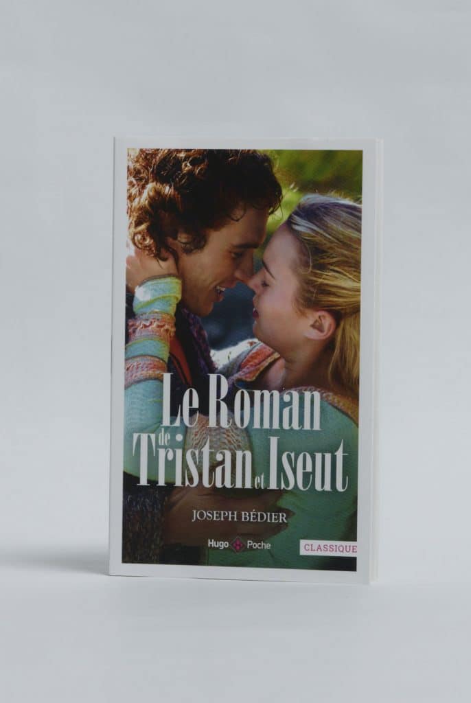 Le  Roman de Tristan et Iseut. Editions Hugo Poche Classique.  Photo: Philippe Lim